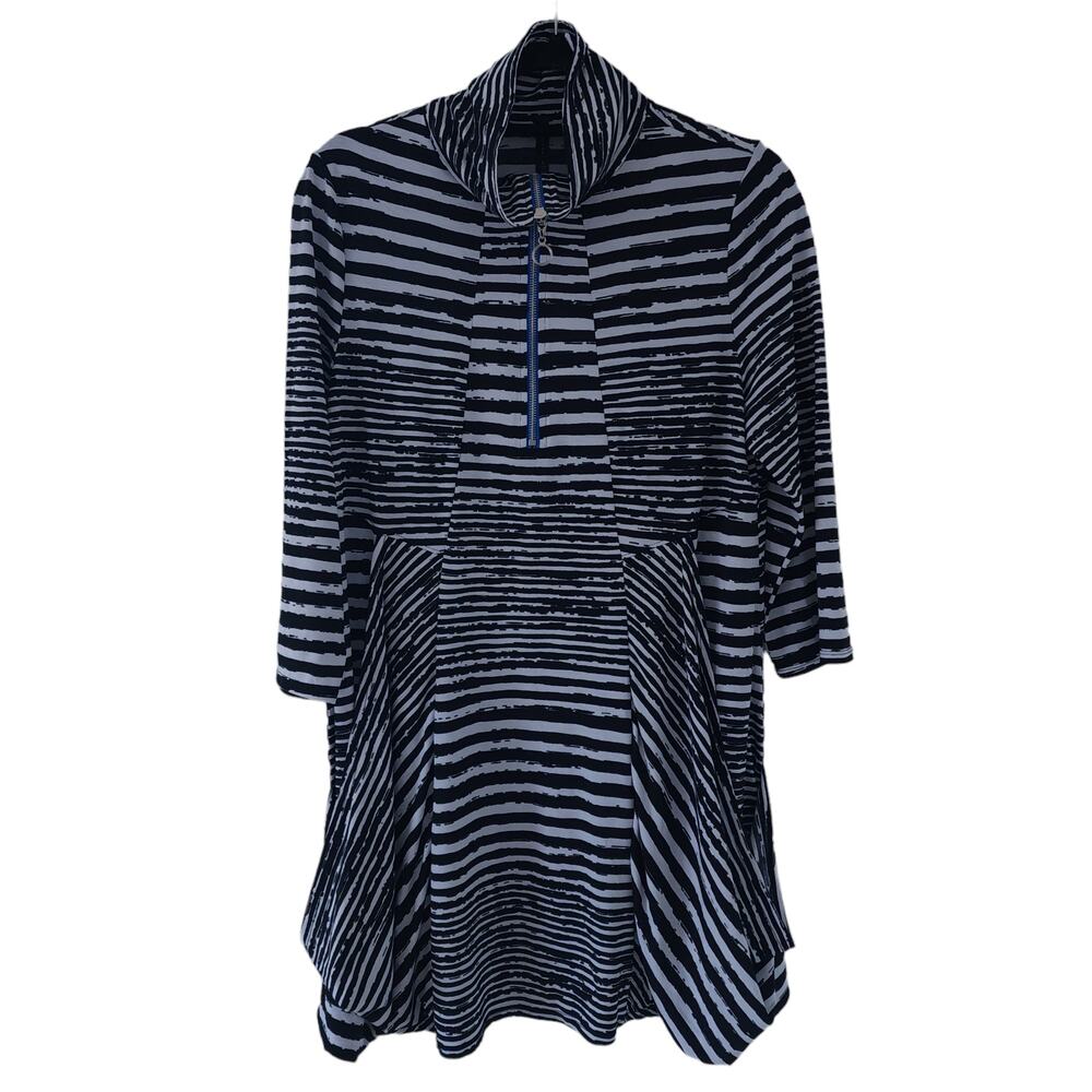IC By Connie K Tunic Top Small Black White Striped Asymmetrical Hem Maximalist